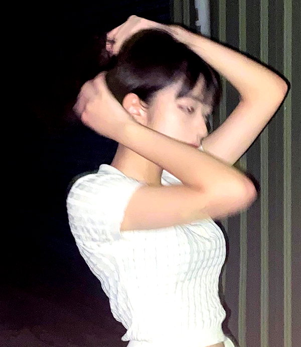 hh.yyy_ instagram image archive image