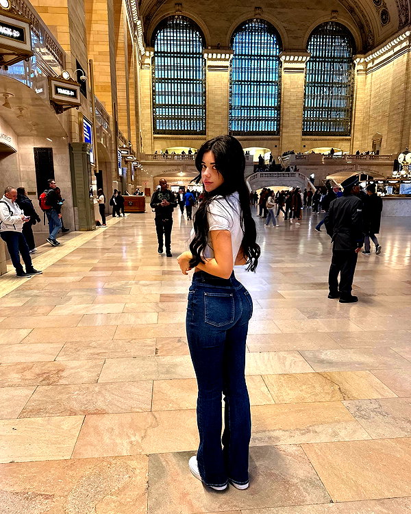 vanessa.rhd instagram image archive image