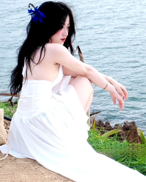 lyhythuedoxinh instagram image archive image