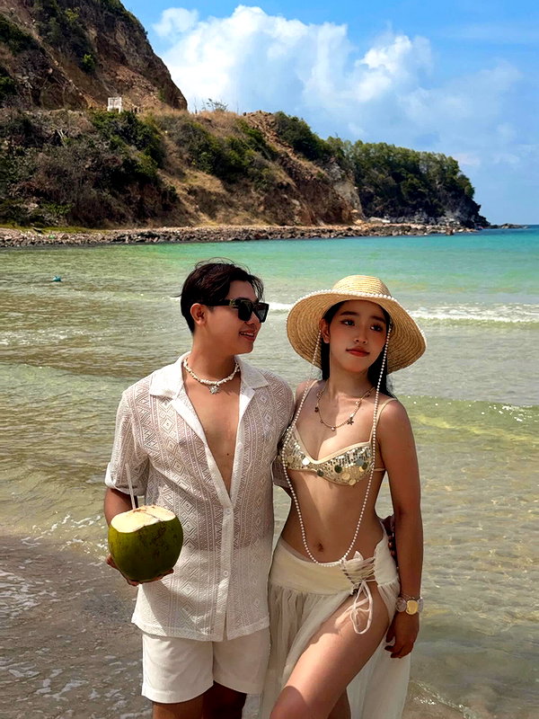 lyhythuedoxinh instagram image archive image