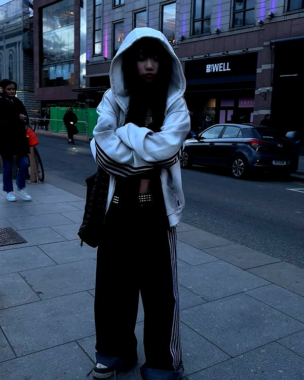 officialmiji640 instagram image archive image