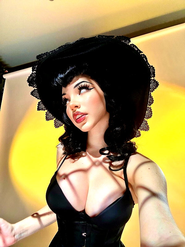 alicedelish instagram image archive image