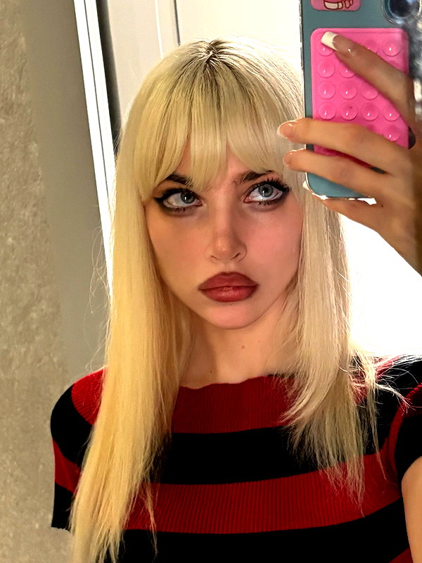 anya4everr instagram image archive image