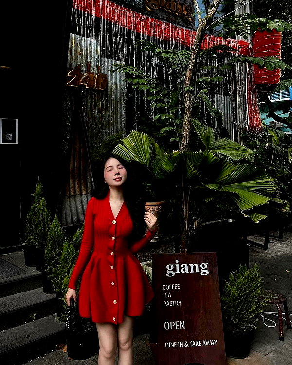 lyhythuedoxinh instagram image archive image