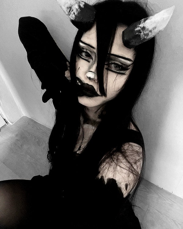 glowmoonshorty instagram image archive image