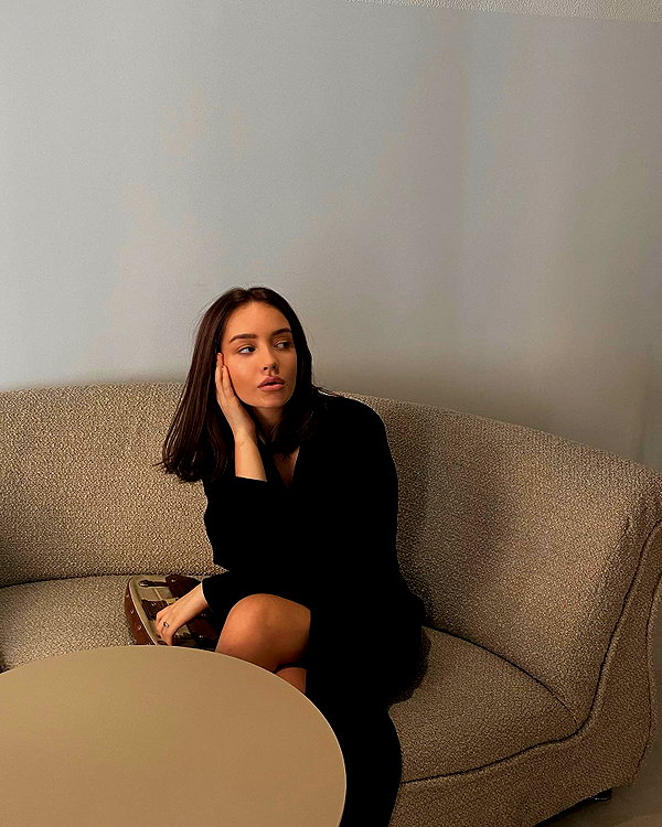 veroni22ka instagram image archive image