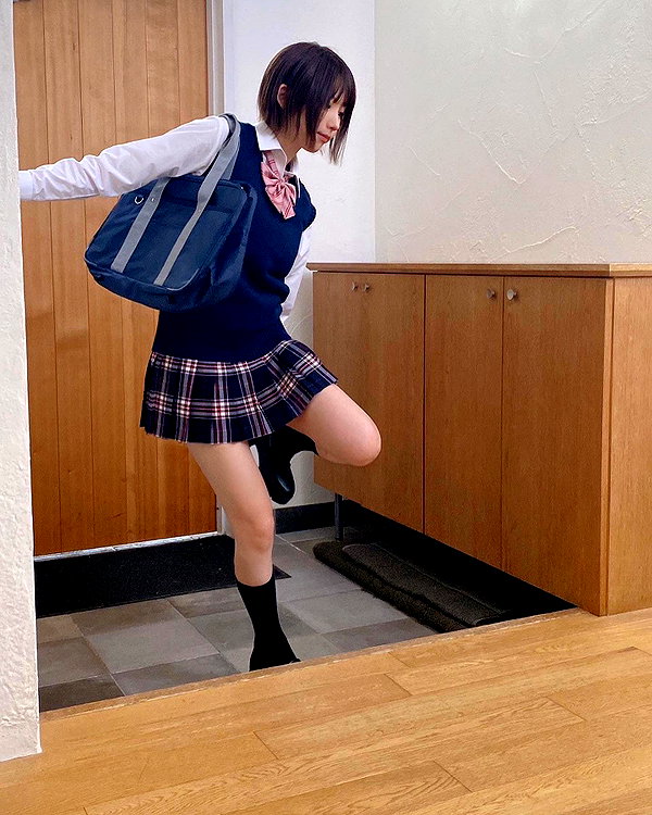 enakorin instagram image archive image
