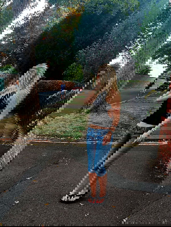 kitty.elliss kitty.elliss archive image