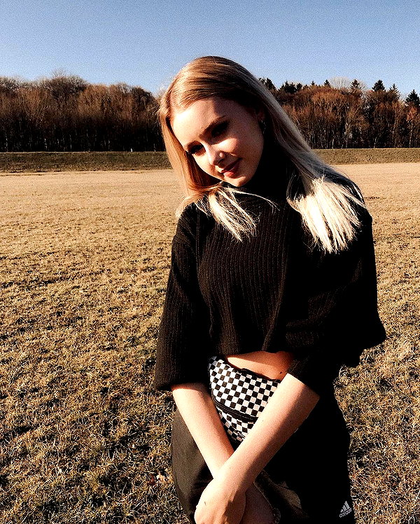 lilih instagram image archive image