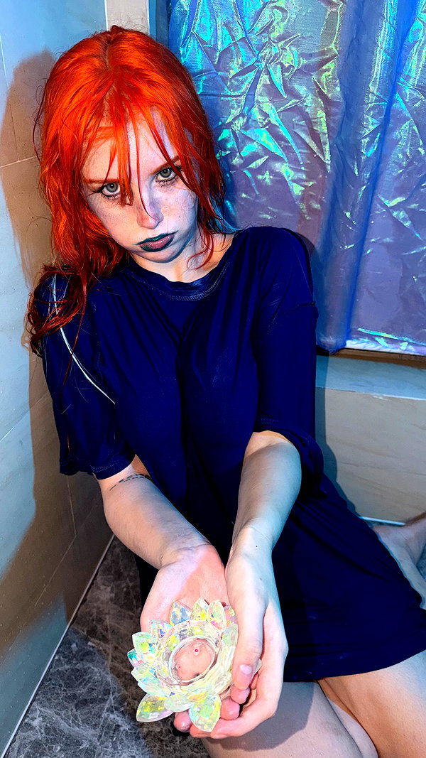 lana.monaaaa archive image