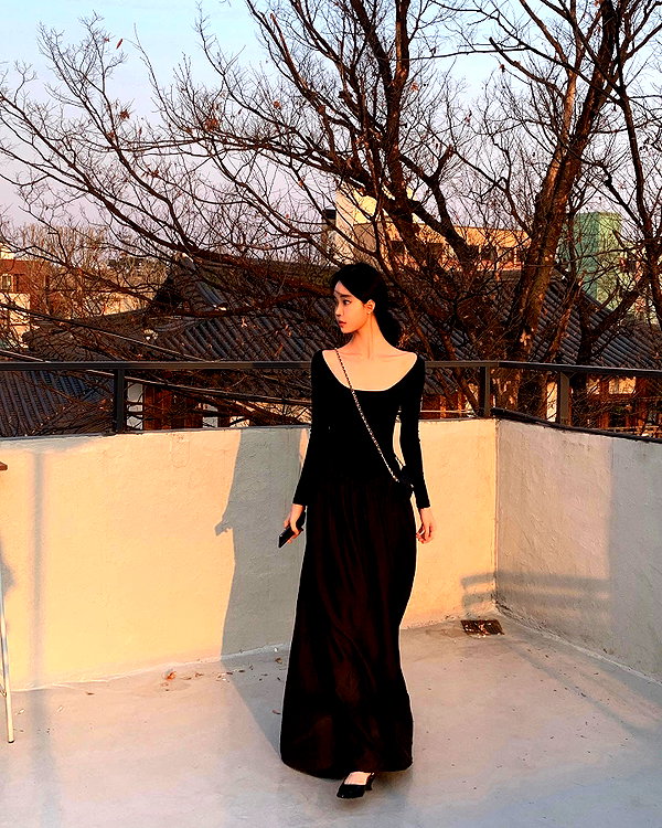 daxbin instagram image archive image