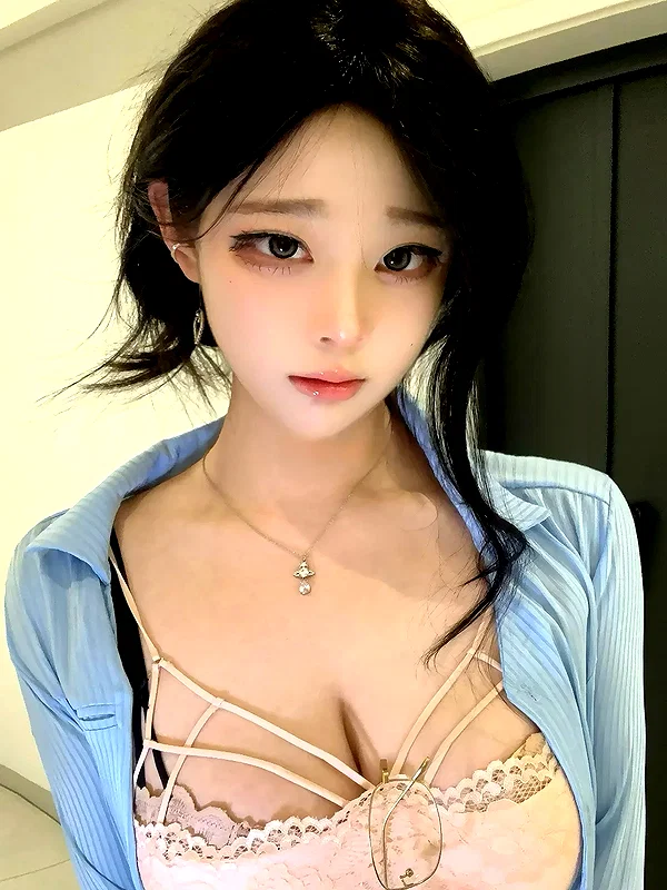yingyinng_ instagram image archive image