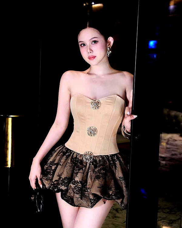 lyhythuedoxinh instagram image archive image