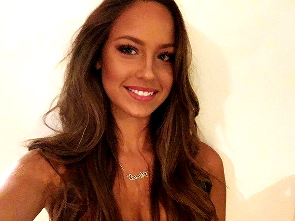 olivia.mathers instagram image archive image