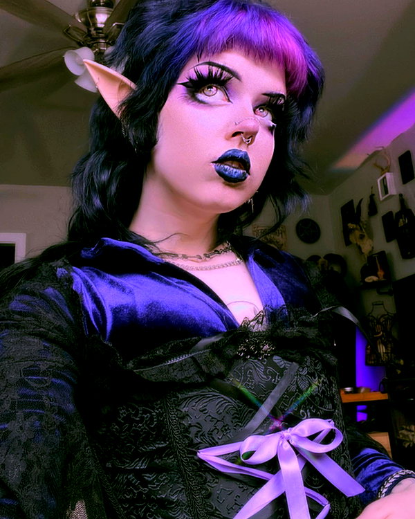 yeahimcaroline instagram image archive image