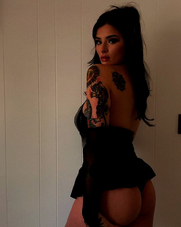 laylafleet1 instagram image archive image
