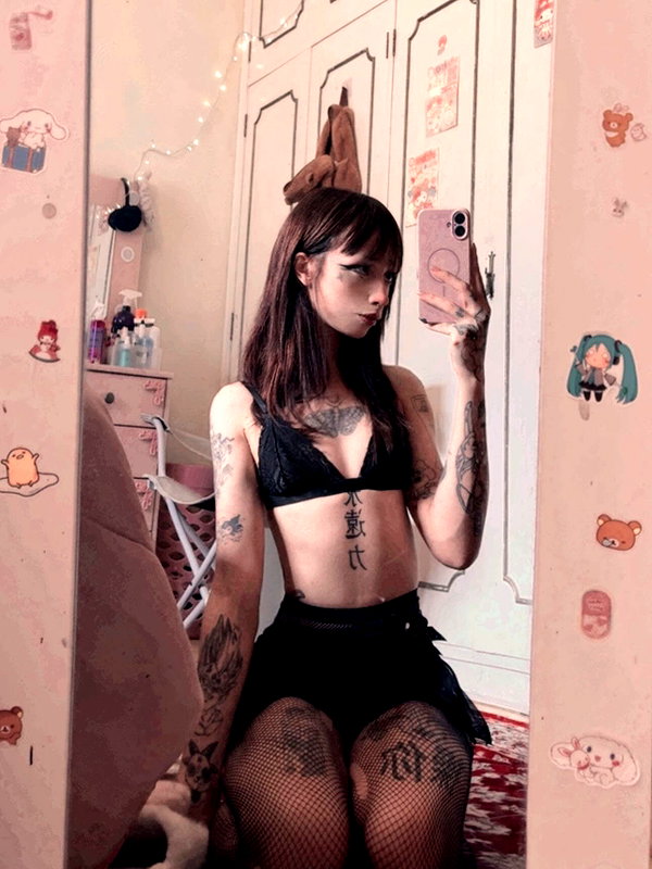 cuteamber666 instagram image archive image
