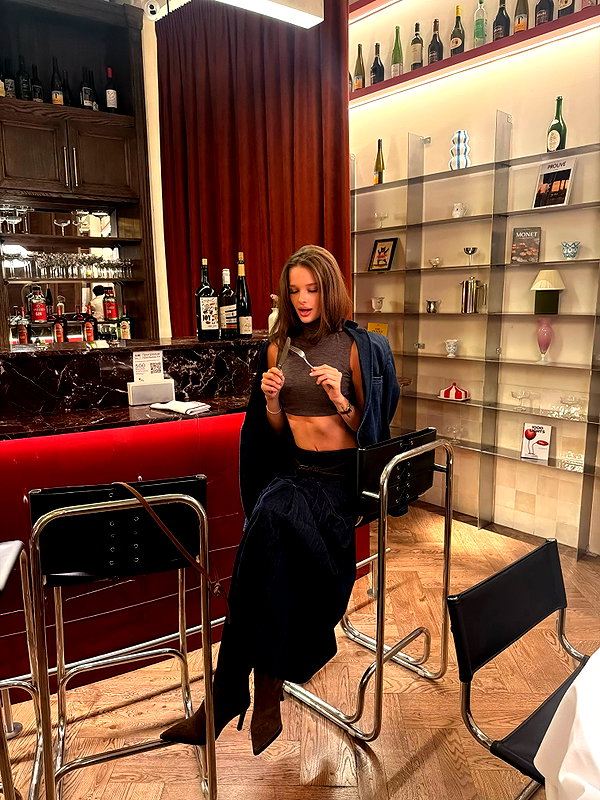 ekanve instagram image archive image