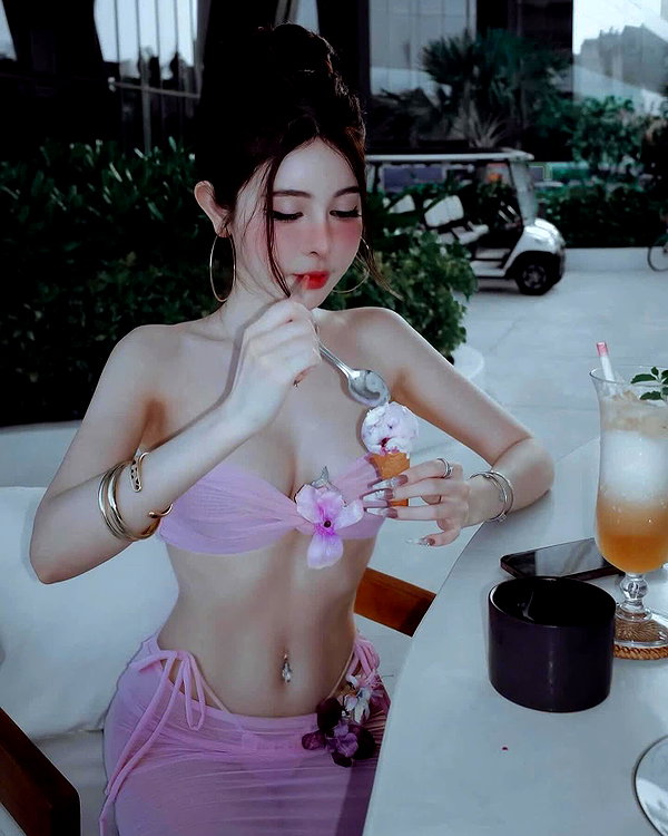lyhythuedoxinh instagram image archive image