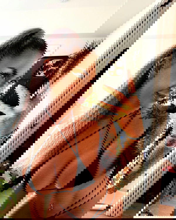 itshayleydavies itshayleydavies archive image