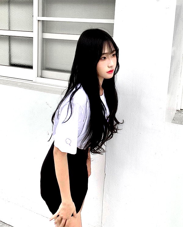 lai_931201 instagram image archive image