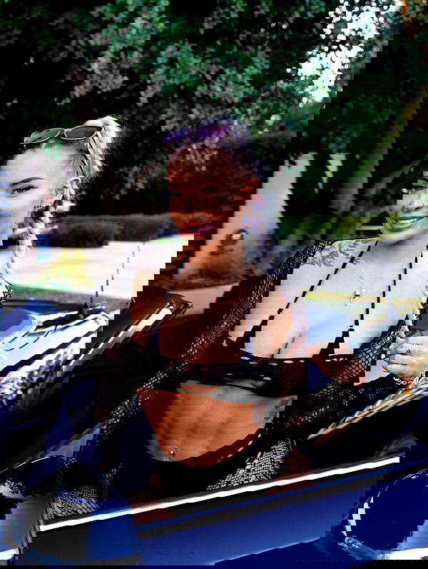 itshayleydavies itshayleydavies archive image