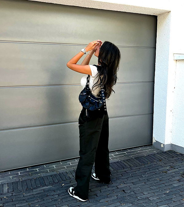 zoeliss instagram image archive image