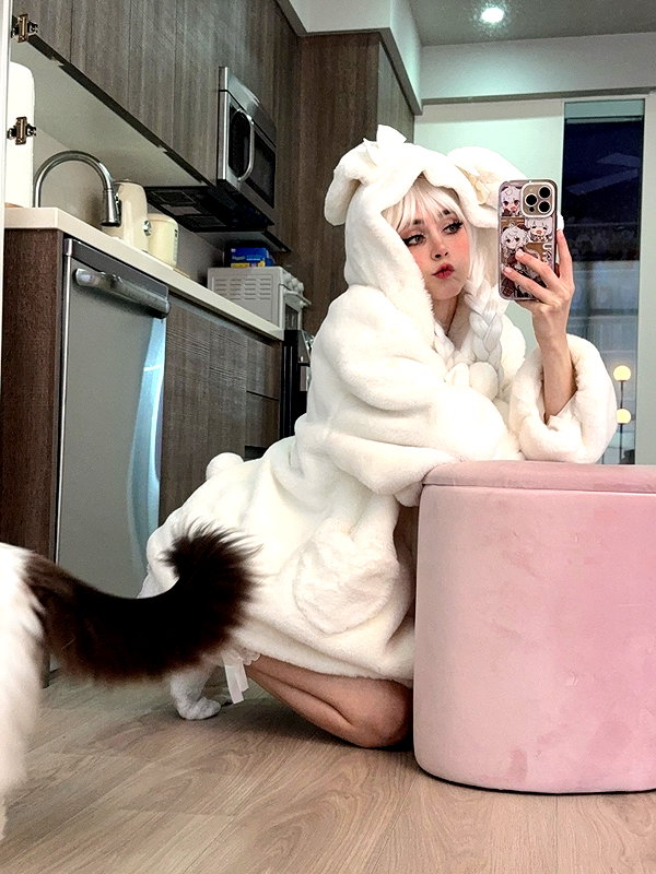 duckie.cos instagram image archive image