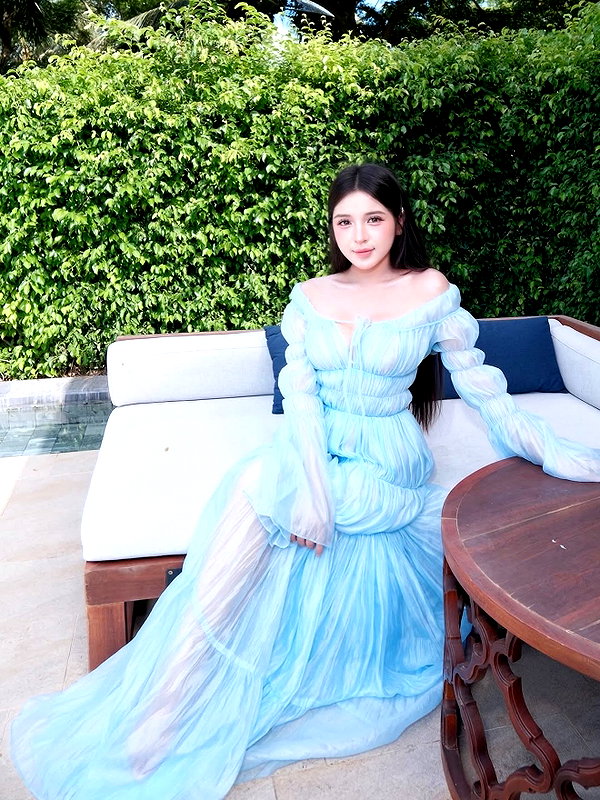 lyhythuedoxinh instagram image archive image