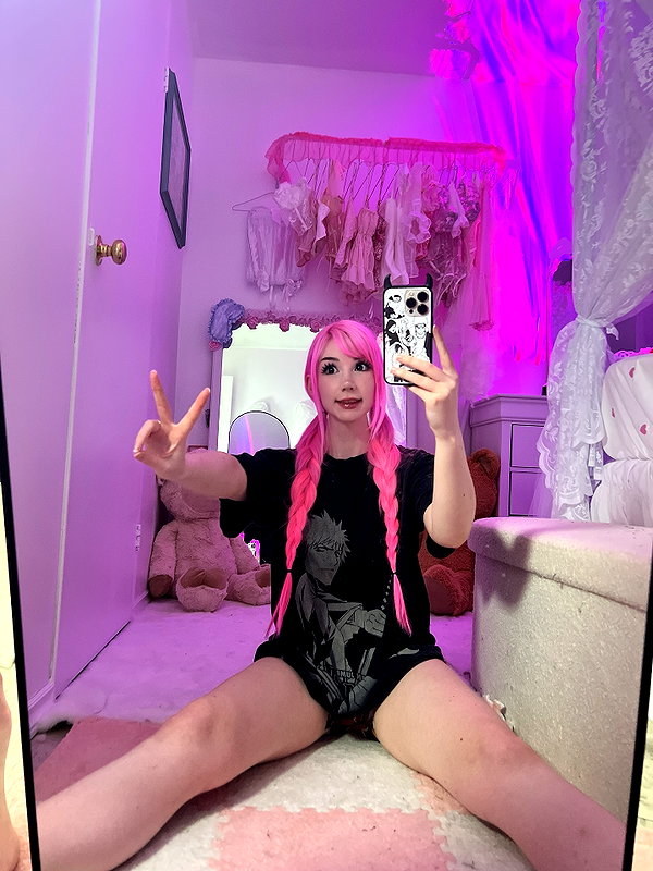 danielle.mercedie instagram image archive image