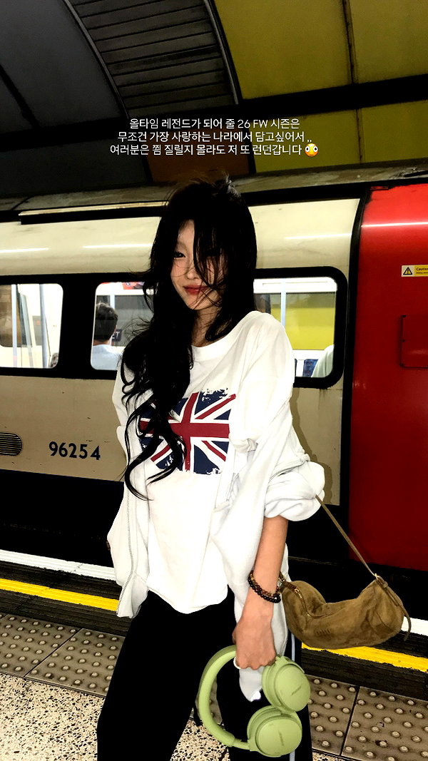 daxbin instagram image archive image