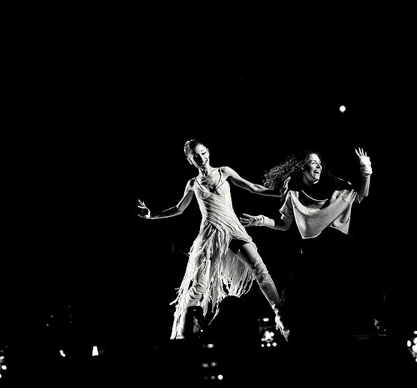 arianagrande instagram image archive image