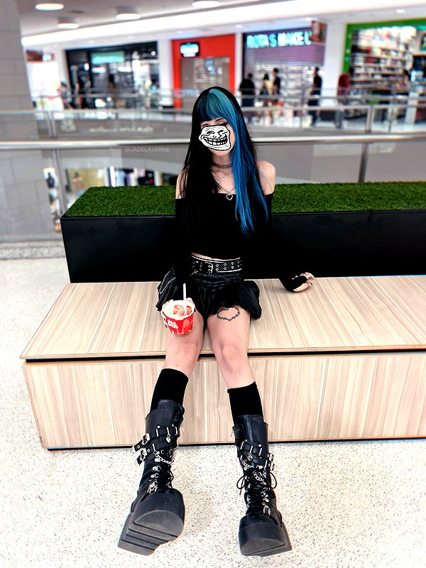 jadelaverne instagram image archive image