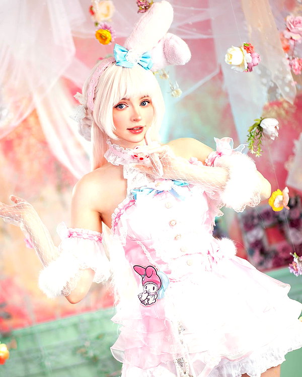 peachmilky_ instagram image archive image