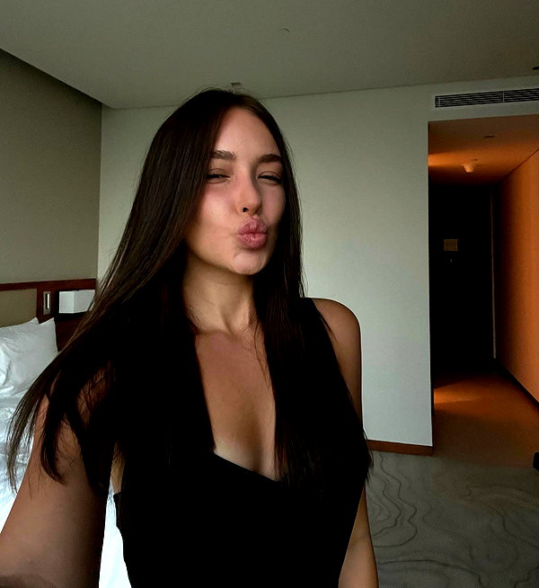 veroni22ka instagram image archive image