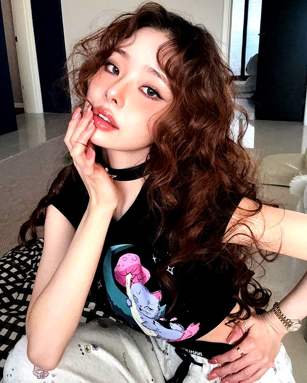 dear.zia instagram image archive image