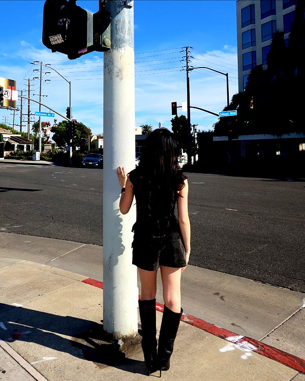 ellianawalmsley instagram image archive image