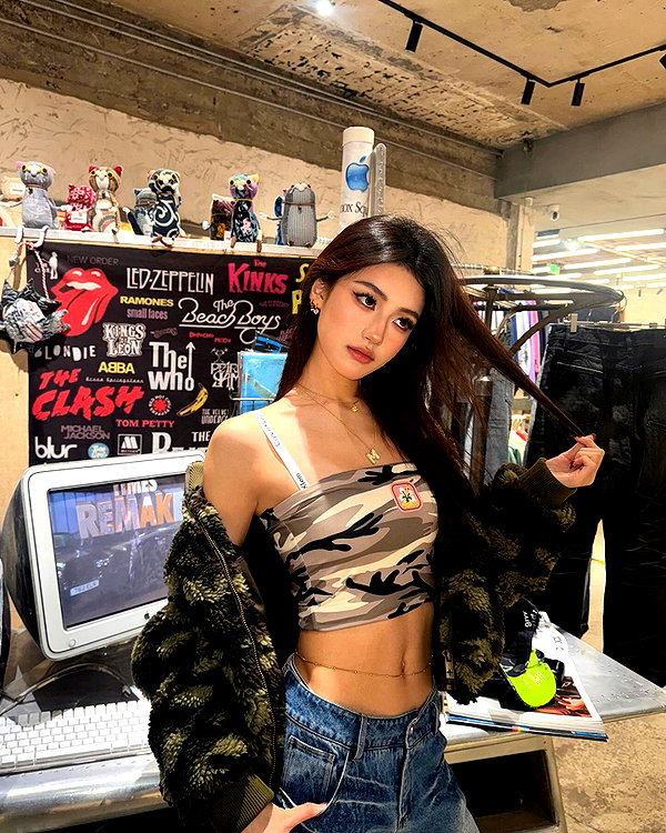 claire_is_miiii instagram image archive image