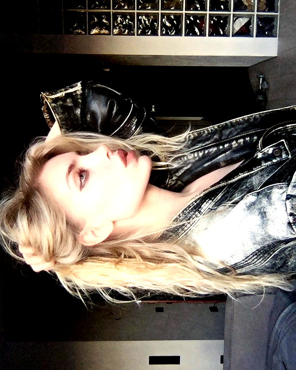 alien.hanna instagram image archive image