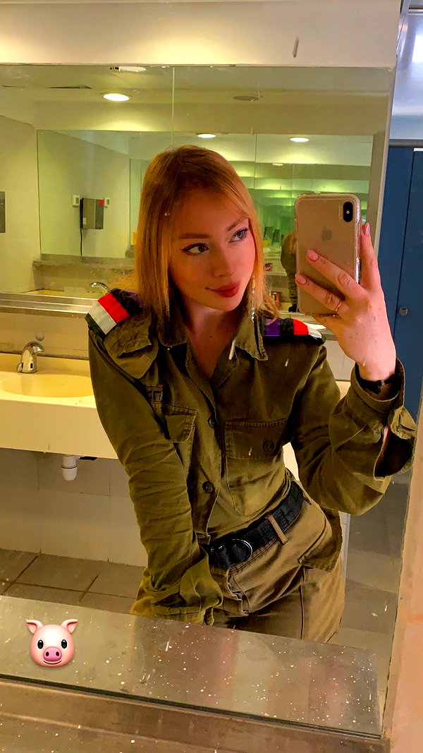 eveliniya instagram image archive image