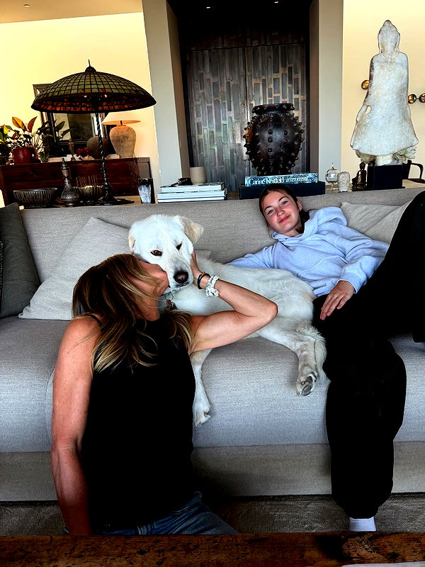jenniferaniston instagram image archive image