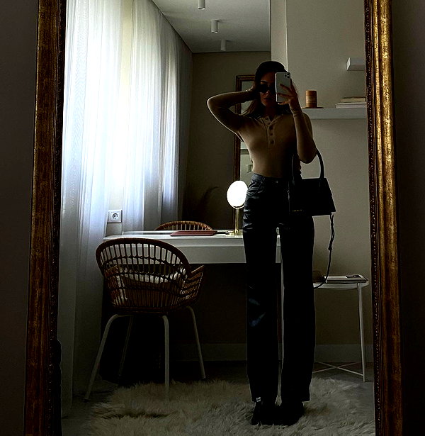 veroni22ka instagram image archive image