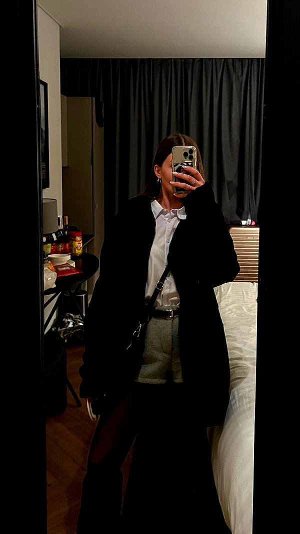 daniella_zeldis instagram image archive image