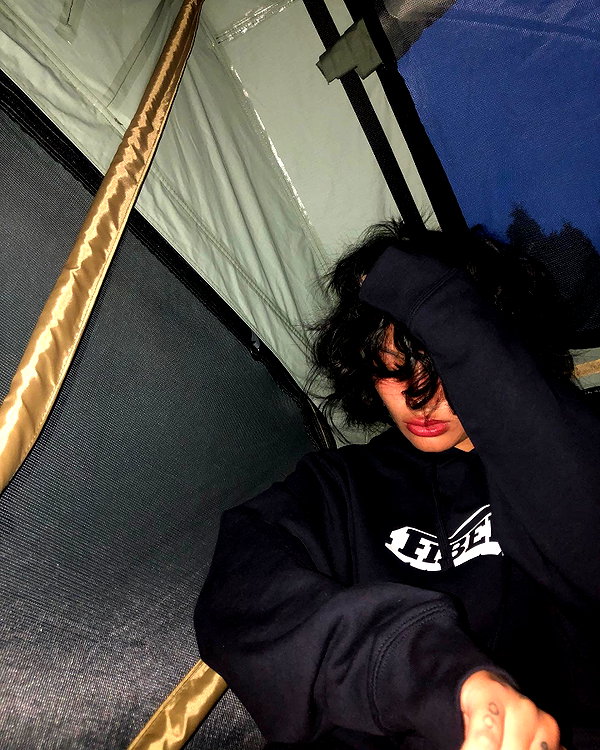 puppyknucklesxx instagram image archive image