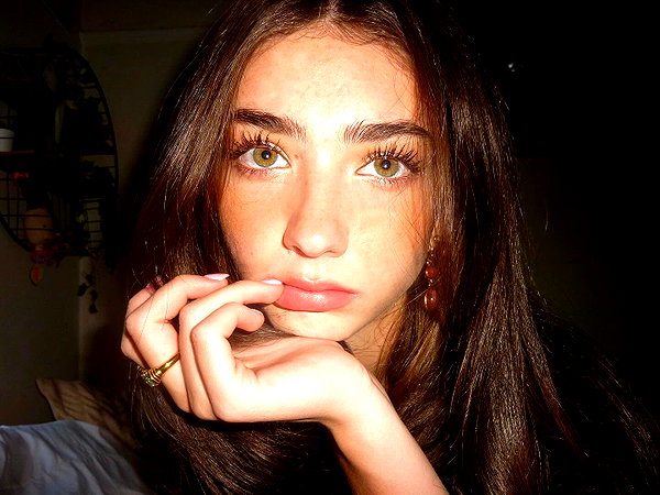 elizabrowne_ instagram image archive image