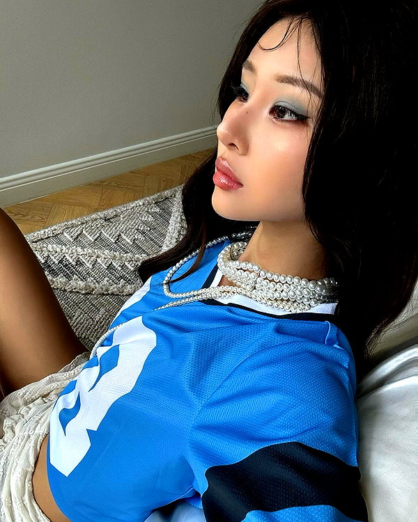 ll.lu1s instagram image archive image