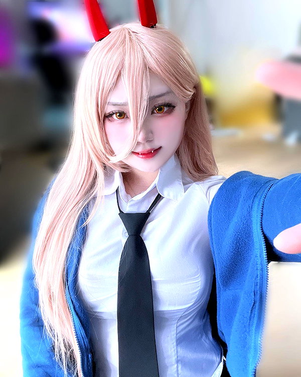 purinn_cos instagram image archive image