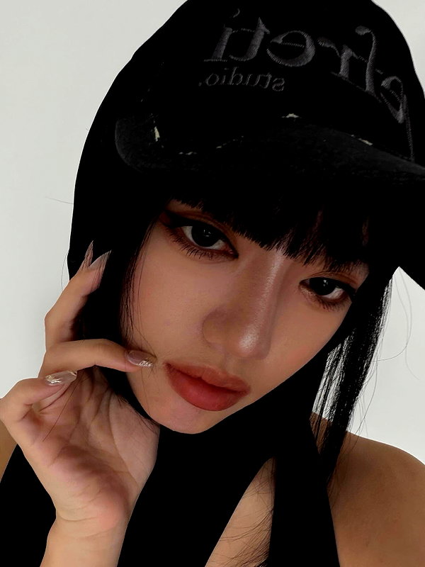 a.tinn___ instagram image archive image