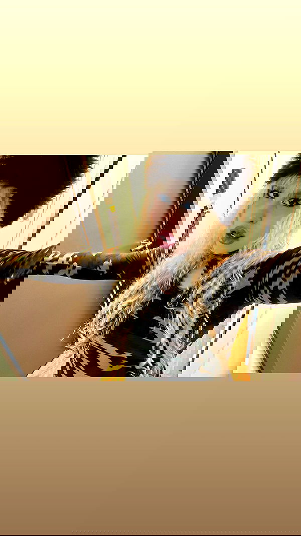 ormosheee ormosheee archive image