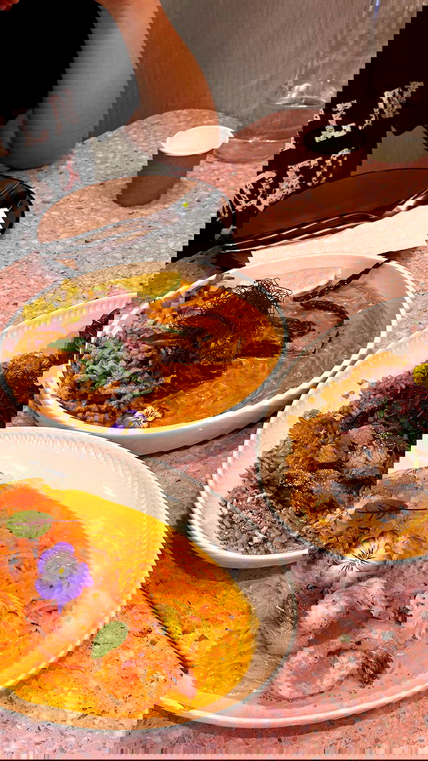 giangg._ giangg._ archive image